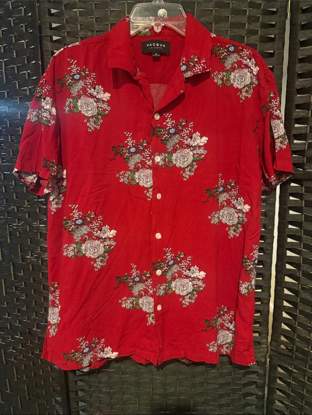 PacSun Red Floral Short Sleeve Button-Down Shirt